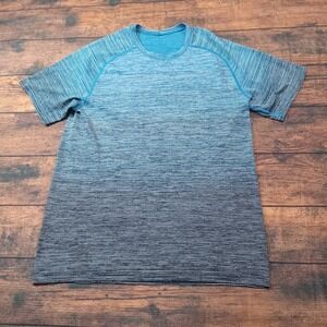 Lululemon‎ Men's Short Sleeve Performance Base Layer T-Shirt XL Heather Blue